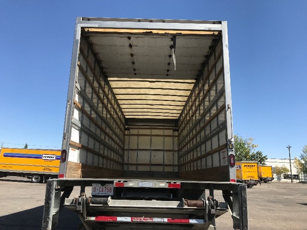 Medium Duty Box Truck-Light and Medium Duty Trucks-Freightliner-2019-M2-Calgary-AB-281,279\n\t\tkm-$ 61,250 - Image 8