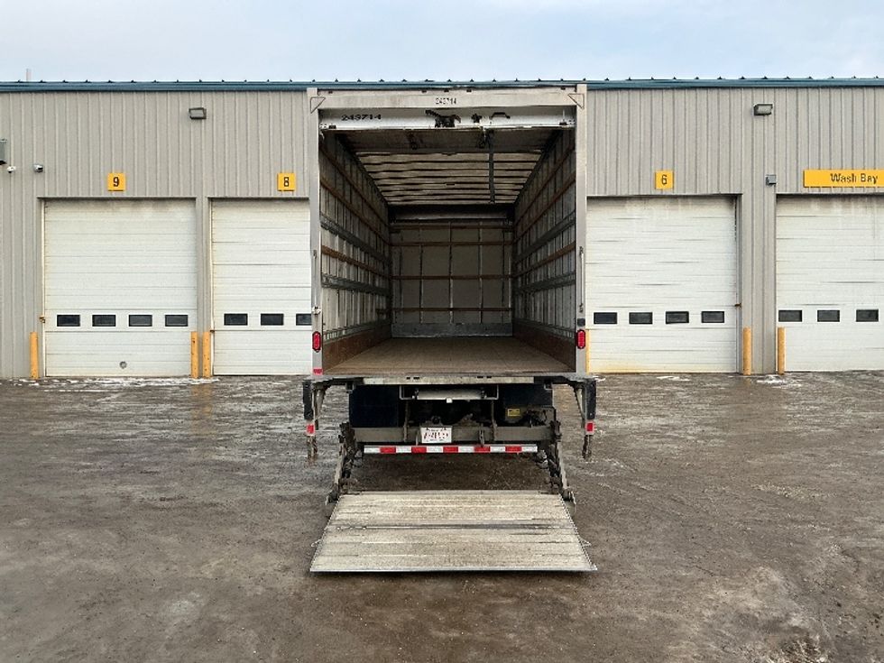 Medium Duty Box Truck-Light and Medium Duty Trucks-Freightliner-2019-M2-Calgary-AB-315,225\n\t\tkm-$ 60,250 - Image 10