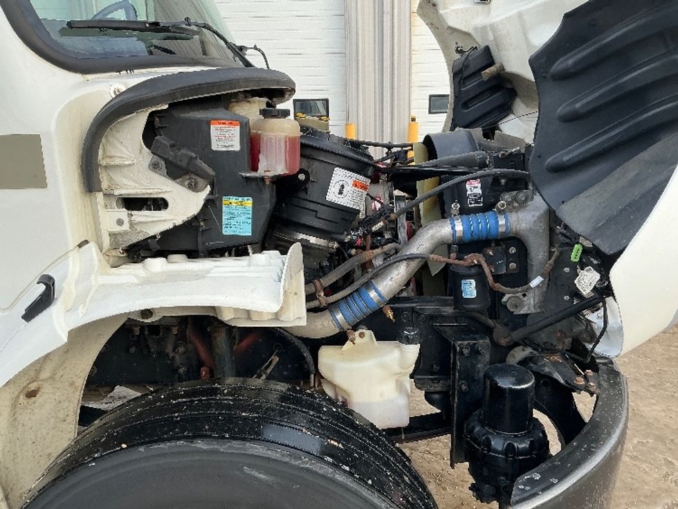 Medium Duty Box Truck-Light and Medium Duty Trucks-Freightliner-2019-M2-Calgary-AB-315,225\n\t\tkm-$ 60,250 - Image 18