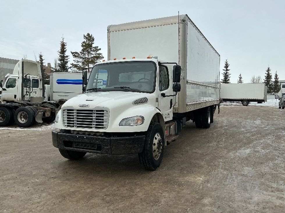 Medium Duty Box Truck-Light and Medium Duty Trucks-Freightliner-2019-M2-Calgary-AB-315,225\n\t\tkm-$ 60,250 - Image 3