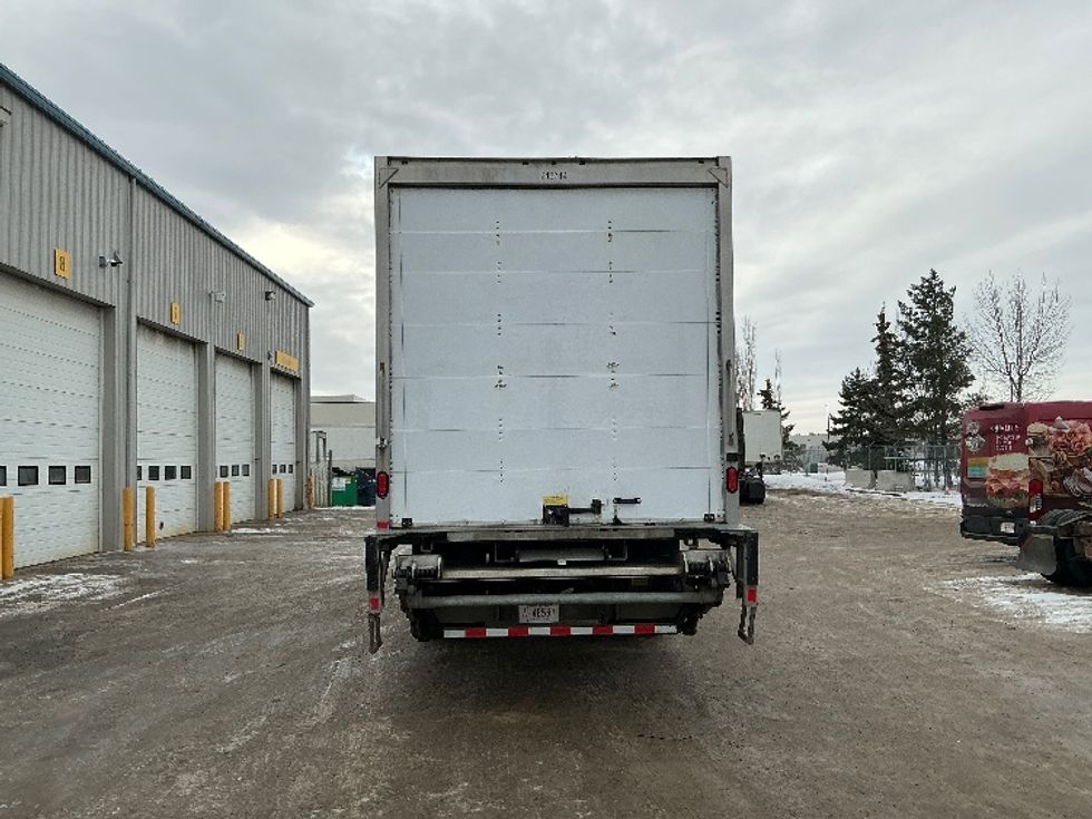 Medium Duty Box Truck-Light and Medium Duty Trucks-Freightliner-2019-M2-Calgary-AB-315,225\n\t\tkm-$ 60,250 - Image 8