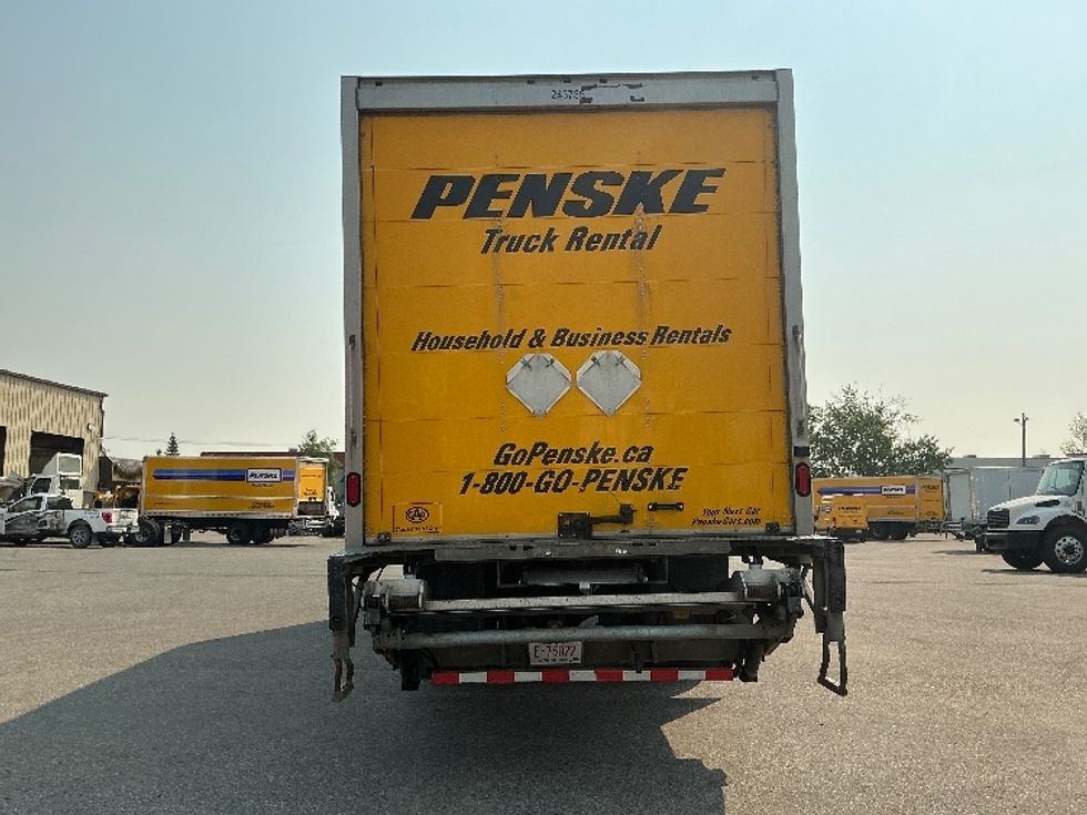 Medium Duty Box Truck-Light and Medium Duty Trucks-Freightliner-2019-M2-Calgary-AB-320,111\n\t\tkm-$ 55,250 - Image 7