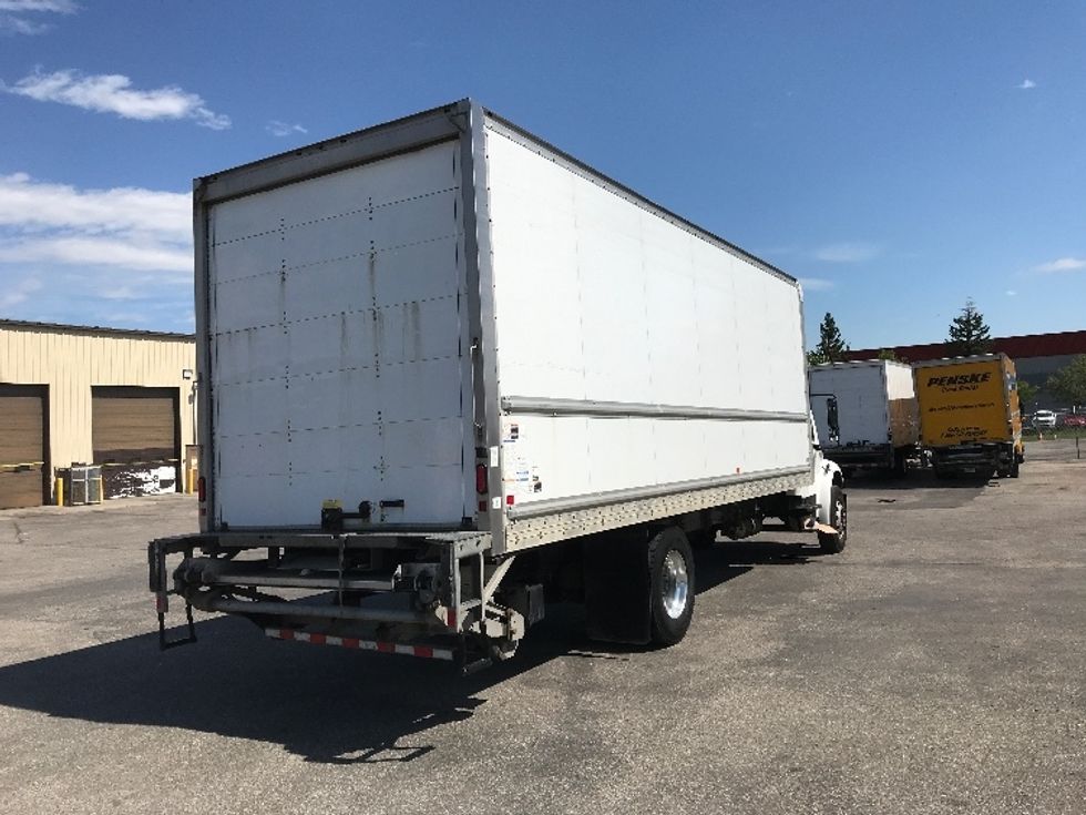 Medium Duty Box Truck-Light and Medium Duty Trucks-Freightliner-2019-M2-Calgary-AB-363,283\n\t\tkm-$ 55,250 - Image 13