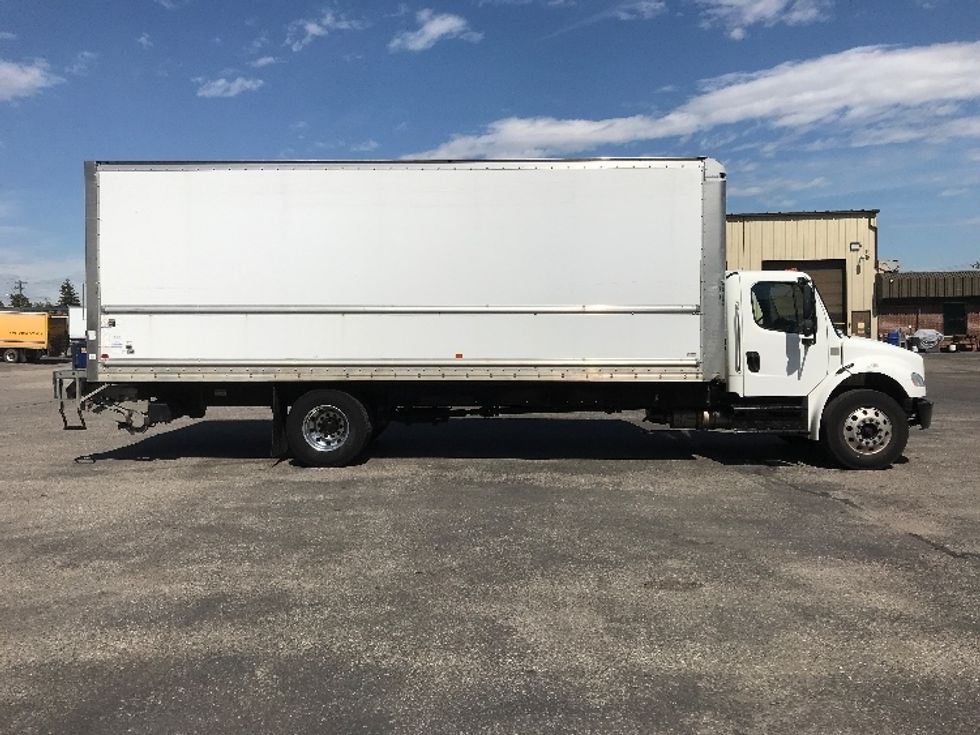 Medium Duty Box Truck-Light and Medium Duty Trucks-Freightliner-2019-M2-Calgary-AB-363,283\n\t\tkm-$ 55,250 - Image 15