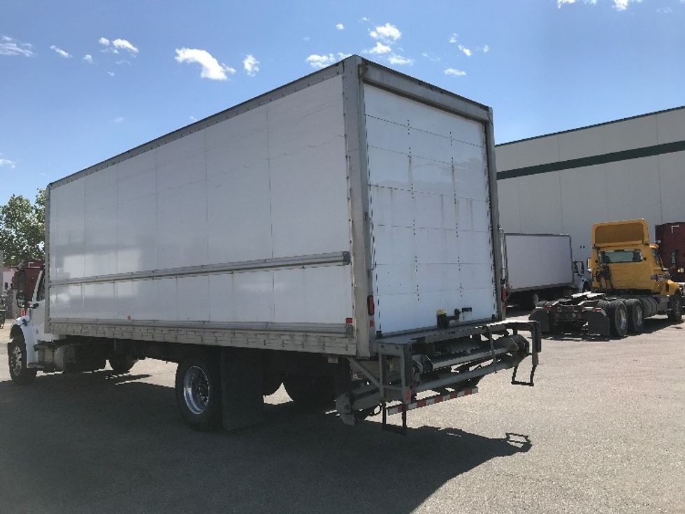 Medium Duty Box Truck-Light and Medium Duty Trucks-Freightliner-2019-M2-Calgary-AB-363,283\n\t\tkm-$ 55,250 - Image 6