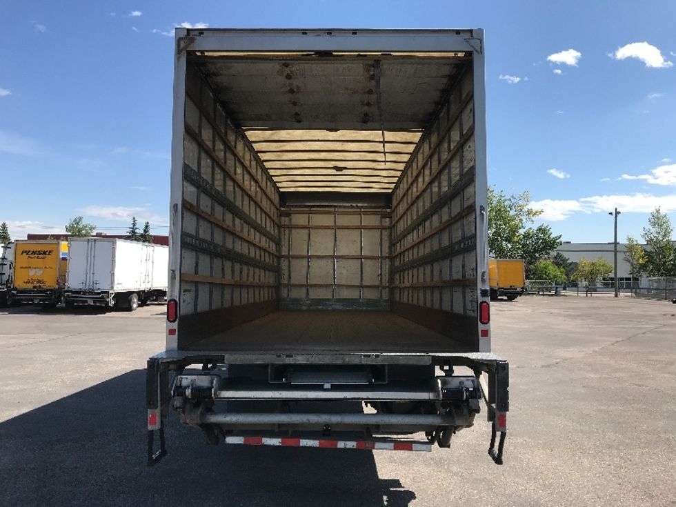 Medium Duty Box Truck-Light and Medium Duty Trucks-Freightliner-2019-M2-Calgary-AB-363,283\n\t\tkm-$ 55,250 - Image 8