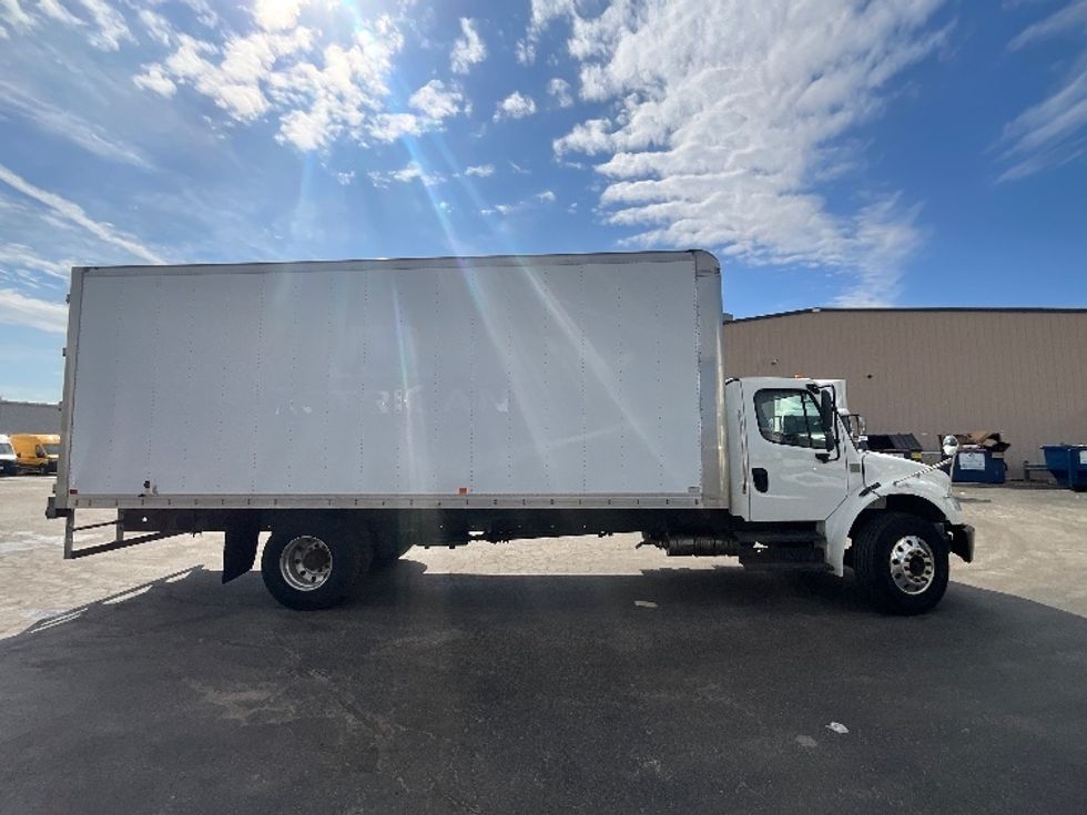 Medium Duty Box Truck-Light and Medium Duty Trucks-Freightliner-2019-M2-Cambridge-ON-278,150\n\t\tkm-$ 60,500 - Image 14