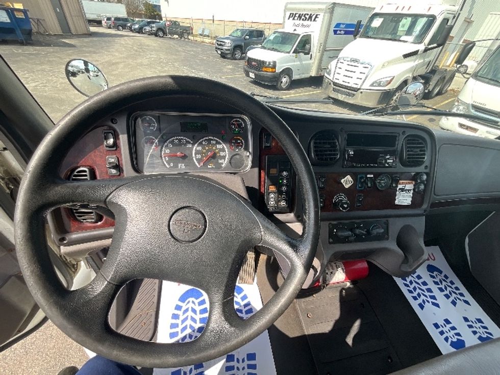 Medium Duty Box Truck-Light and Medium Duty Trucks-Freightliner-2019-M2-Cambridge-ON-278,150\n\t\tkm-$ 60,500 - Image 17