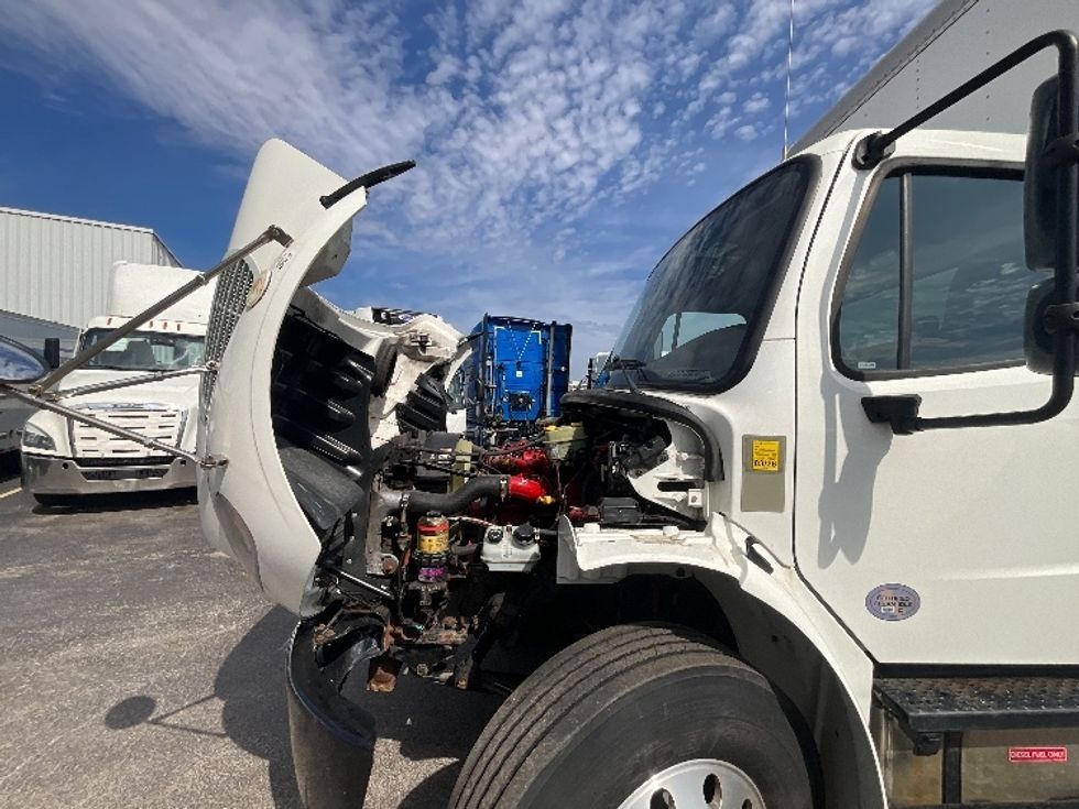 Medium Duty Box Truck-Light and Medium Duty Trucks-Freightliner-2019-M2-Cambridge-ON-278,150\n\t\tkm-$ 60,500 - Image 23