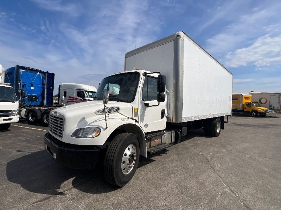 Medium Duty Box Truck-Light and Medium Duty Trucks-Freightliner-2019-M2-Cambridge-ON-278,150\n\t\tkm-$ 60,500 - Image 3