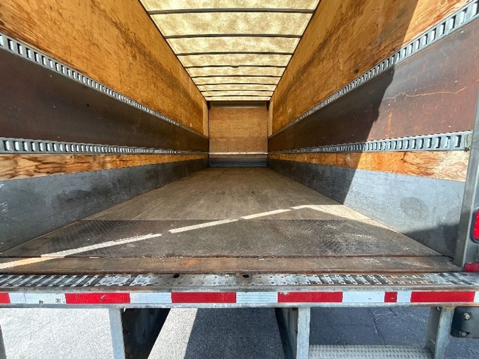 Medium Duty Box Truck-Light and Medium Duty Trucks-Freightliner-2019-M2-Cambridge-ON-278,150\n\t\tkm-$ 60,500 - Image 9