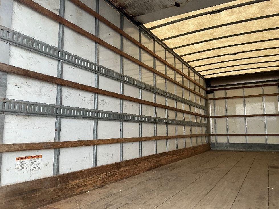 Medium Duty Box Truck-Light and Medium Duty Trucks-Freightliner-2019-M2-Cambridge-ON-322,981\n\t\tkm-$ 57,500 - Image 11