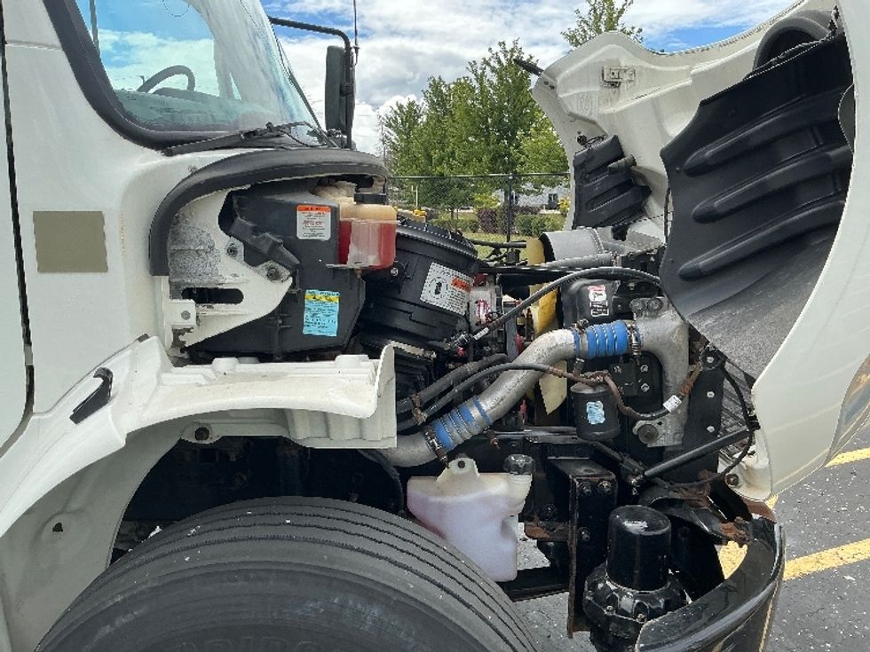 Medium Duty Box Truck-Light and Medium Duty Trucks-Freightliner-2019-M2-Cambridge-ON-353,091\n\t\tkm-$ 56,500 - Image 23