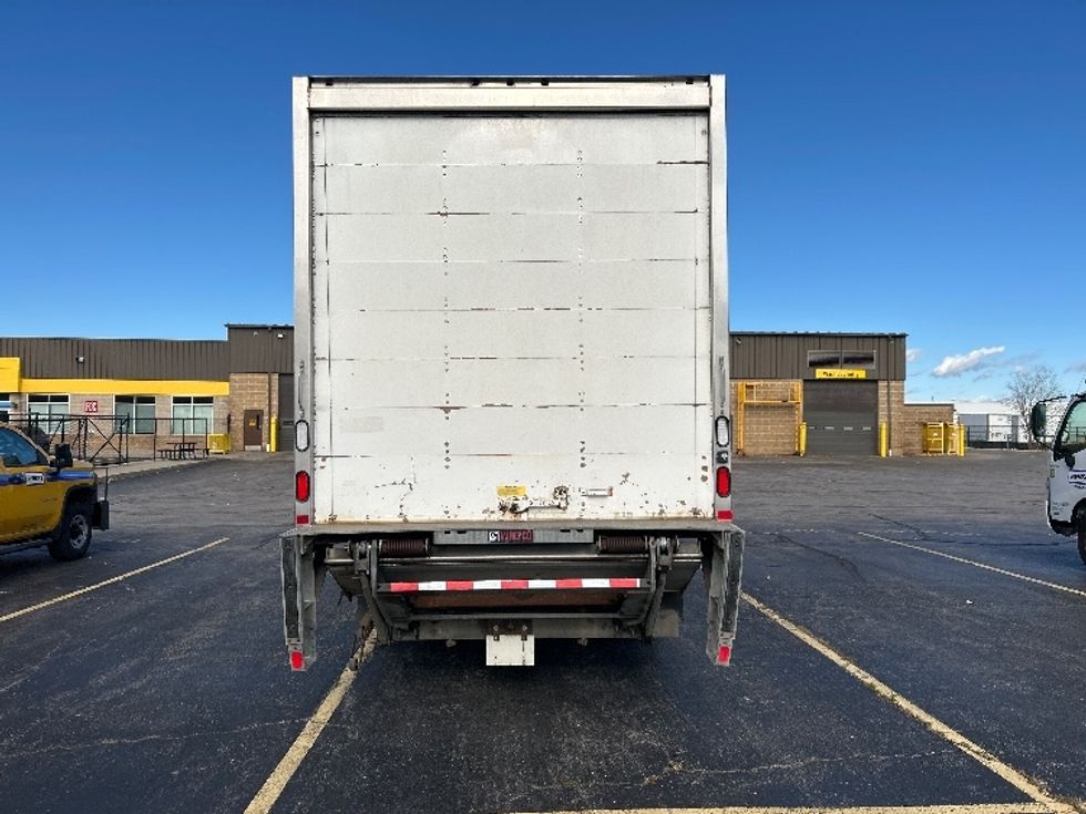 Medium Duty Box Truck-Light and Medium Duty Trucks-Freightliner-2019-M2-Cambridge-ON-371,729\n\t\tkm-$ 48,250 - Image 4