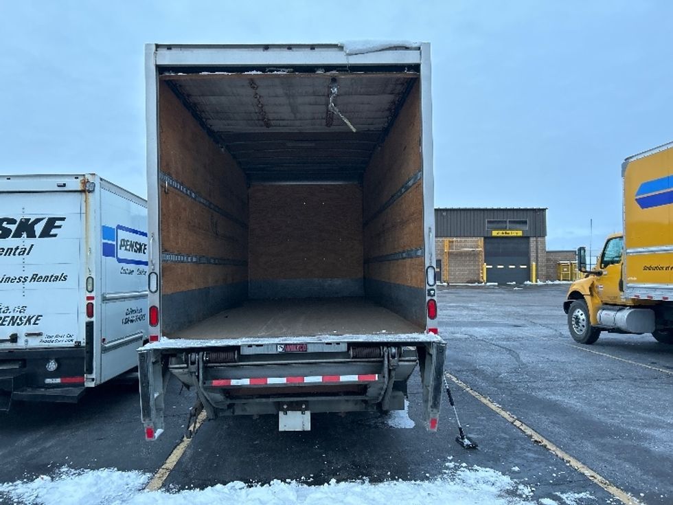 Medium Duty Box Truck-Light and Medium Duty Trucks-Freightliner-2019-M2-Cambridge-ON-371,729\n\t\tkm-$ 48,250 - Image 5