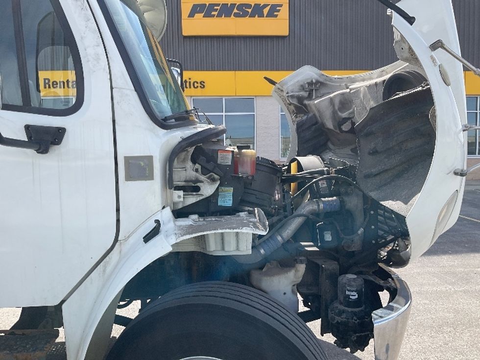 Medium Duty Box Truck-Light and Medium Duty Trucks-Freightliner-2019-M2-Cambridge-ON-422,732\n\t\tkm-$ 37,750 - Image 23