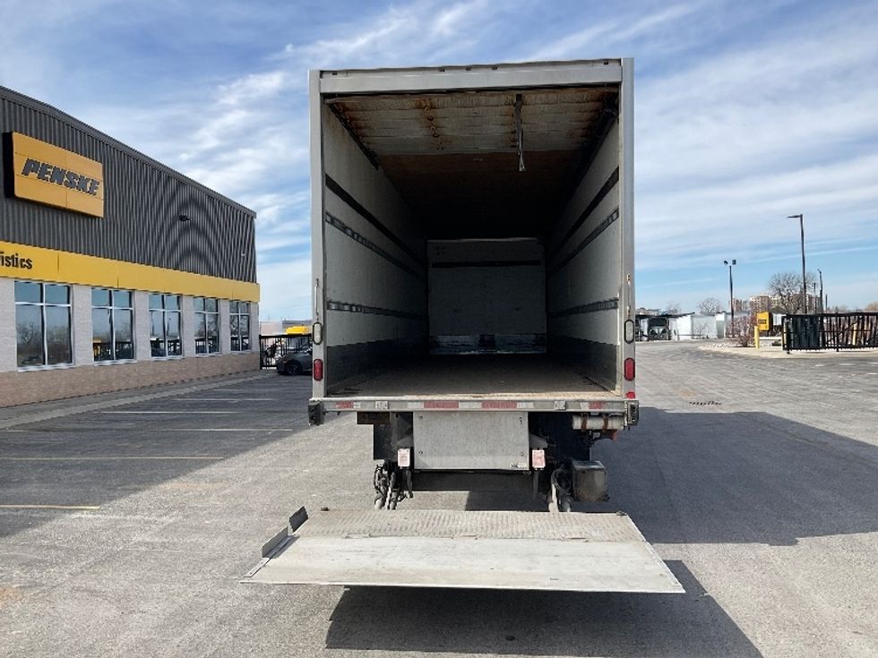 Medium Duty Box Truck-Light and Medium Duty Trucks-Freightliner-2019-M2-Cambridge-ON-422,732\n\t\tkm-$ 37,750 - Image 9