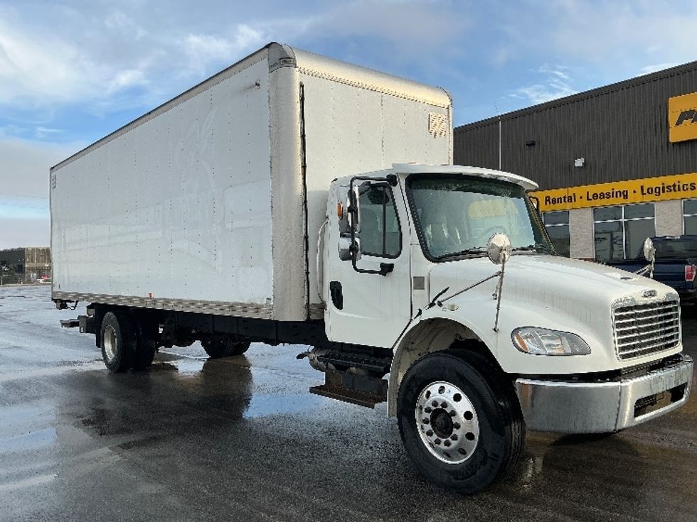 Medium Duty Box Truck-Light and Medium Duty Trucks-Freightliner-2019-M2-Cambridge-ON-443,645\n\t\tkm-$ 35,250 - Image 1