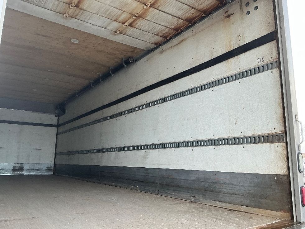 Medium Duty Box Truck-Light and Medium Duty Trucks-Freightliner-2019-M2-Cambridge-ON-443,645\n\t\tkm-$ 35,250 - Image 12