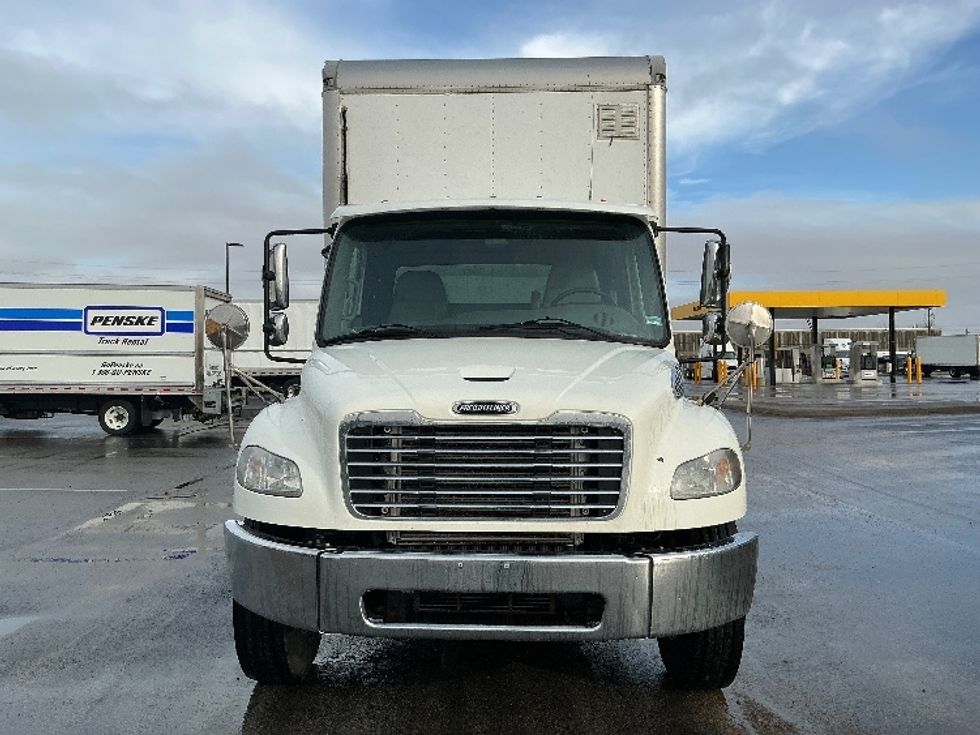 Medium Duty Box Truck-Light and Medium Duty Trucks-Freightliner-2019-M2-Cambridge-ON-443,645\n\t\tkm-$ 35,250 - Image 2