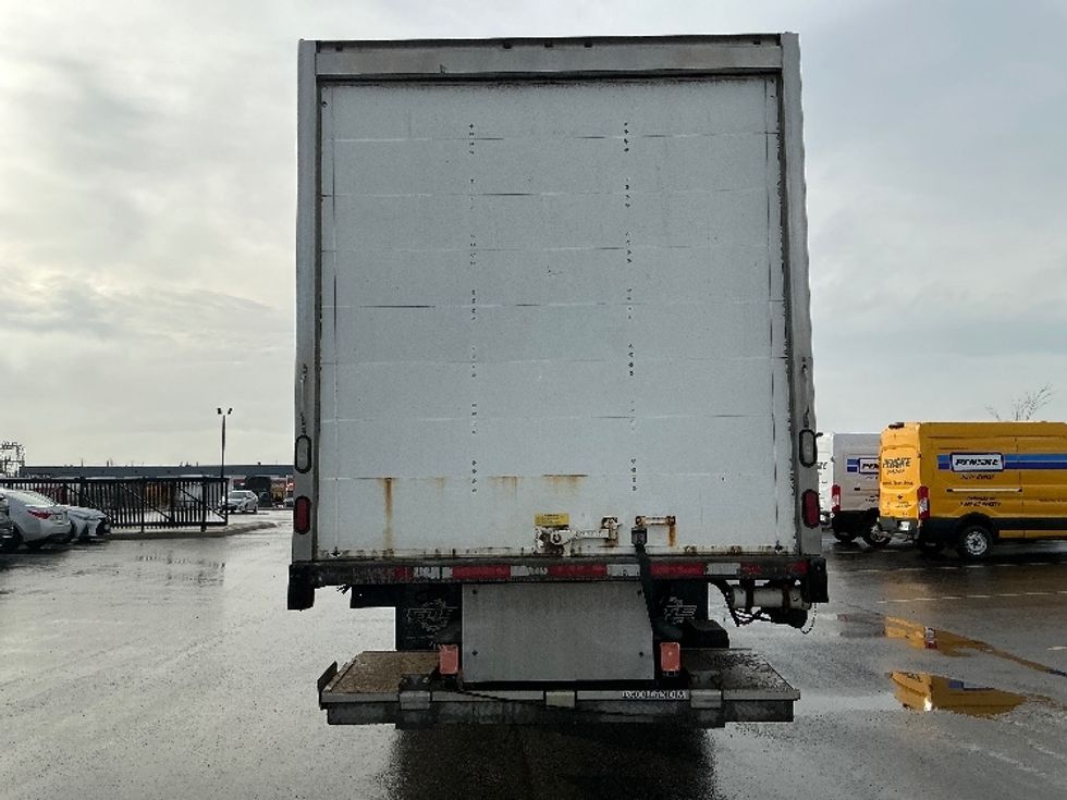 Medium Duty Box Truck-Light and Medium Duty Trucks-Freightliner-2019-M2-Cambridge-ON-443,645\n\t\tkm-$ 35,250 - Image 7