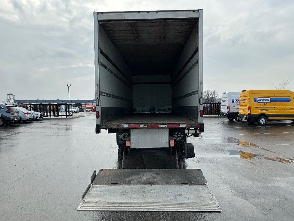 Medium Duty Box Truck-Light and Medium Duty Trucks-Freightliner-2019-M2-Cambridge-ON-443,645\n\t\tkm-$ 35,250 - Image 9