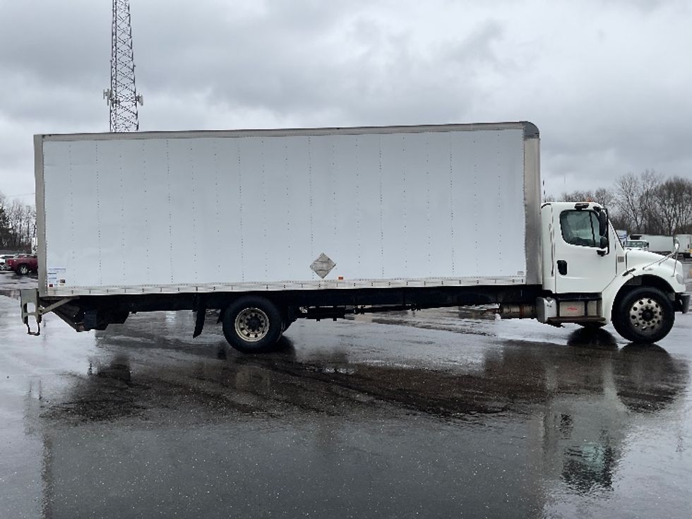 Medium Duty Box Truck-Light and Medium Duty Trucks-Freightliner-2019-M2-Canton-OH-169,442\n\t\tmiles-$ 47,500 - Image 15