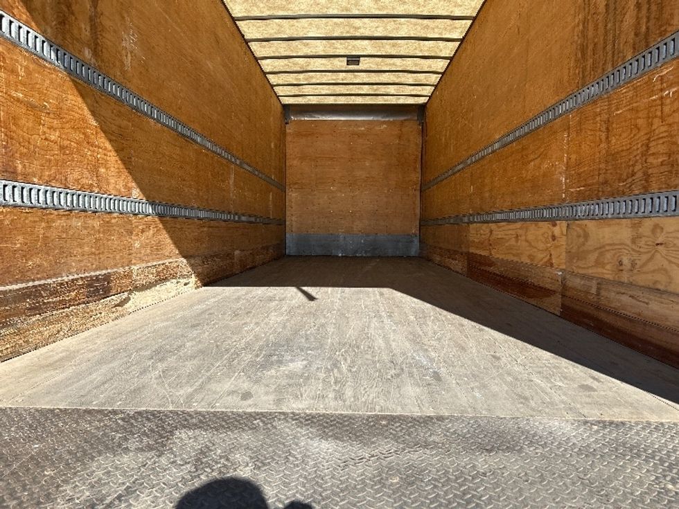 Medium Duty Box Truck-Light and Medium Duty Trucks-Freightliner-2019-M2-Canton-OH-186,124\n\t\tmiles-$ 36,000 - Image 10