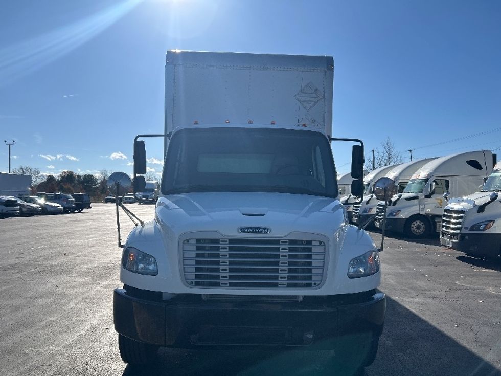 Medium Duty Box Truck-Light and Medium Duty Trucks-Freightliner-2019-M2-Canton-OH-186,124\n\t\tmiles-$ 36,000 - Image 2