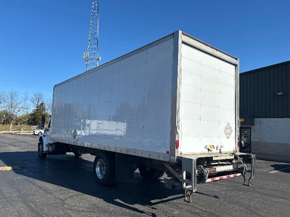 Medium Duty Box Truck-Light and Medium Duty Trucks-Freightliner-2019-M2-Canton-OH-186,124\n\t\tmiles-$ 36,000 - Image 6