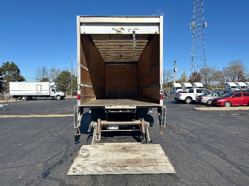 Medium Duty Box Truck-Light and Medium Duty Trucks-Freightliner-2019-M2-Canton-OH-186,124\n\t\tmiles-$ 36,000 - Image 9