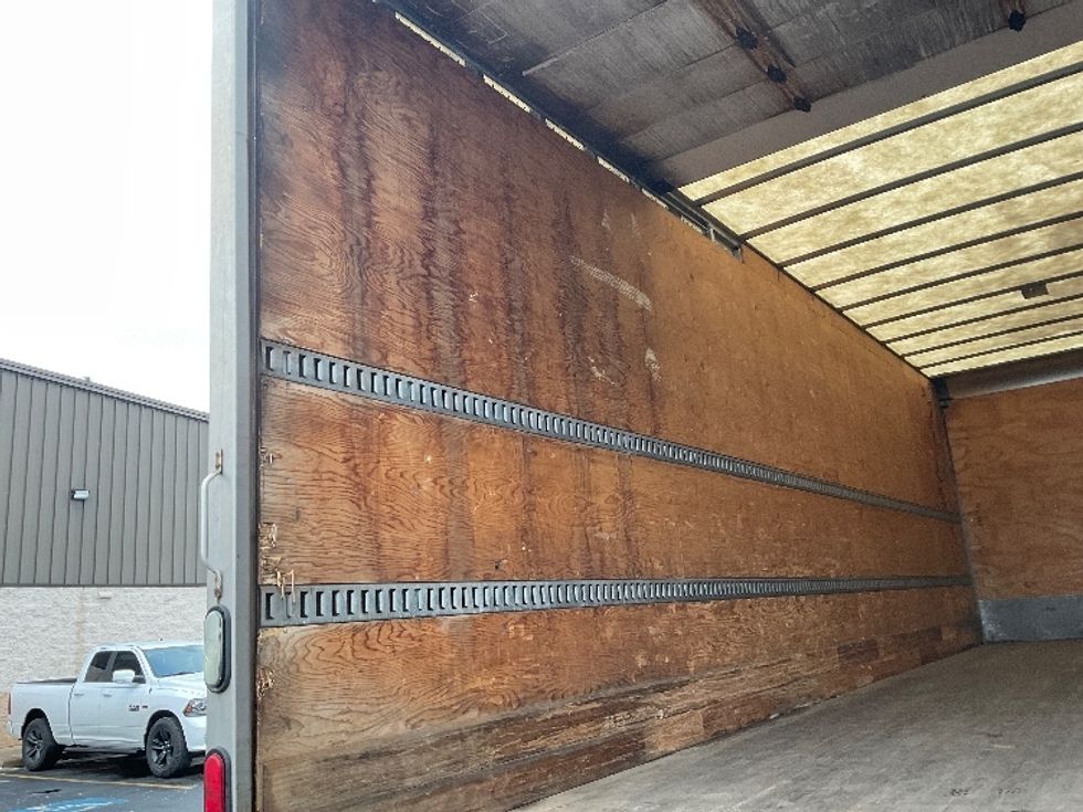 Medium Duty Box Truck-Light and Medium Duty Trucks-Freightliner-2019-M2-Canton-OH-246,402\n\t\tmiles-$ 28,000 - Image 11