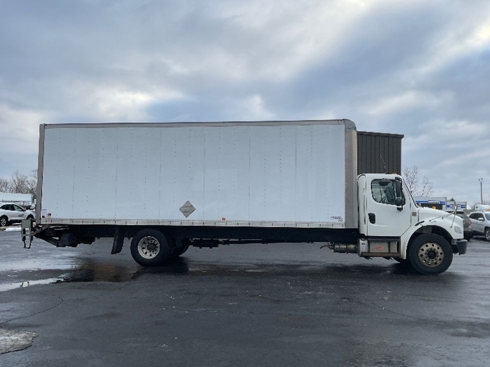 Medium Duty Box Truck-Light and Medium Duty Trucks-Freightliner-2019-M2-Canton-OH-246,402\n\t\tmiles-$ 28,000 - Image 15