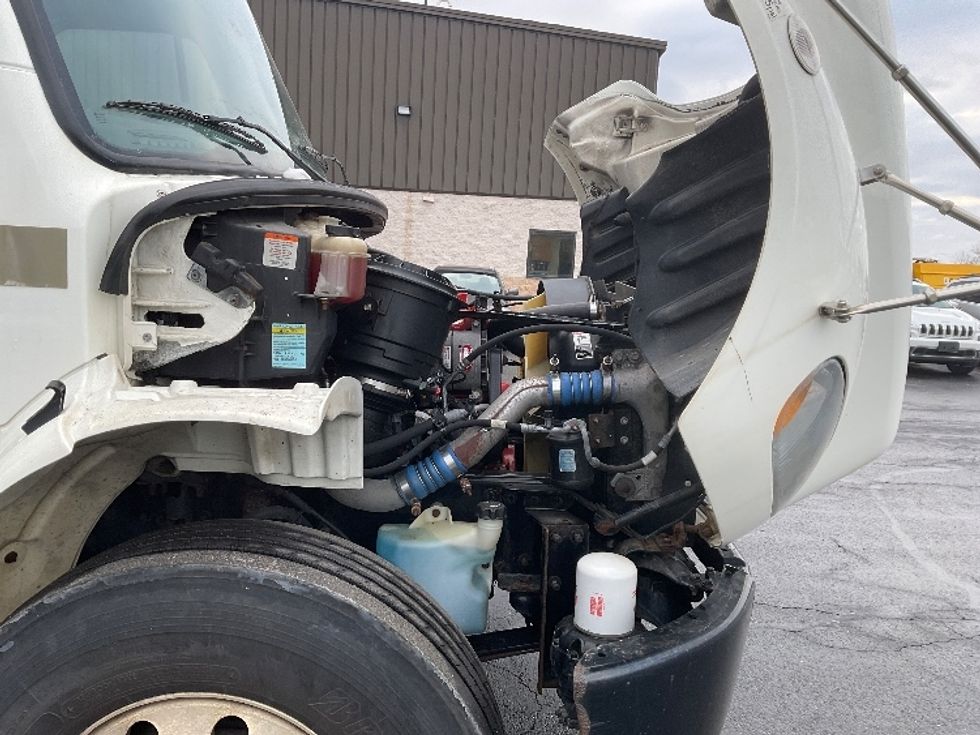 Medium Duty Box Truck-Light and Medium Duty Trucks-Freightliner-2019-M2-Canton-OH-246,402\n\t\tmiles-$ 28,000 - Image 23