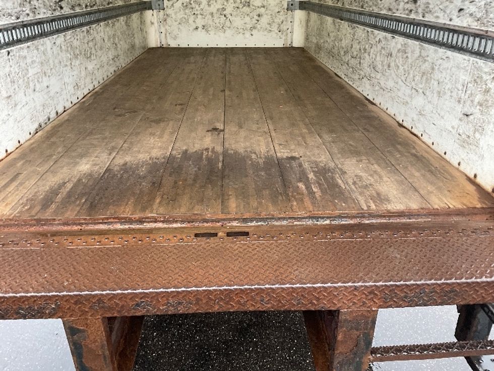 Medium Duty Box Truck-Light and Medium Duty Trucks-Freightliner-2019-M2-Canton-OH-338,192\n\t\tmiles-$ 21,250 - Image 10