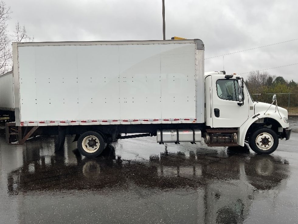 Medium Duty Box Truck-Light and Medium Duty Trucks-Freightliner-2019-M2-Canton-OH-338,192\n\t\tmiles-$ 21,250 - Image 14
