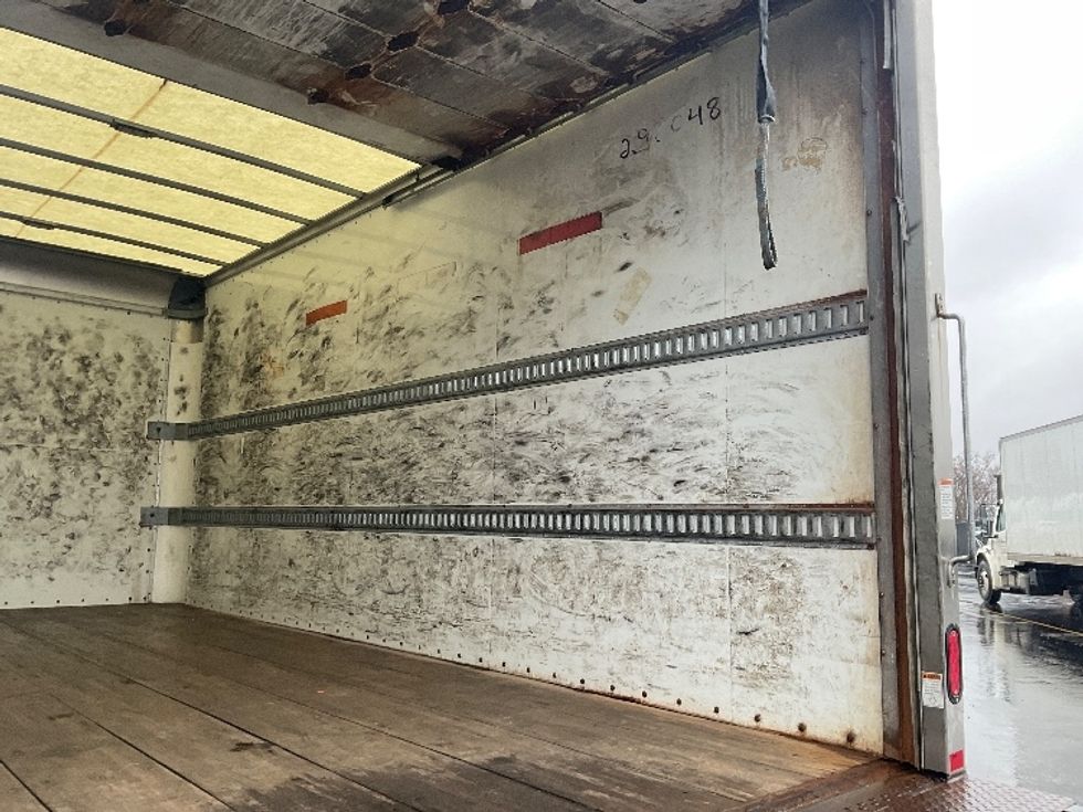 Medium Duty Box Truck-Light and Medium Duty Trucks-Freightliner-2019-M2-Canton-OH-338,192\n\t\tmiles-$ 21,250 - Image 18
