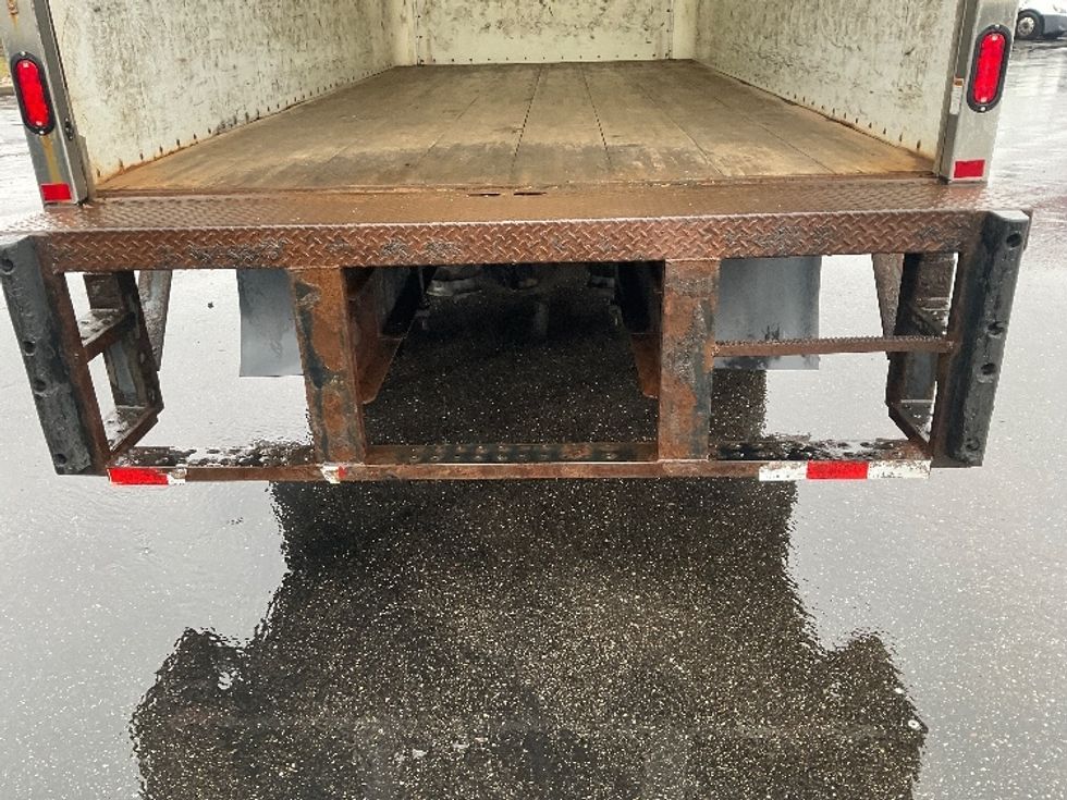 Medium Duty Box Truck-Light and Medium Duty Trucks-Freightliner-2019-M2-Canton-OH-338,192\n\t\tmiles-$ 21,250 - Image 9