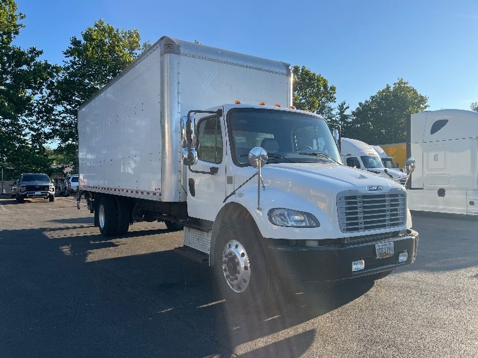 Medium Duty Box Truck-Light and Medium Duty Trucks-Freightliner-2019-M2-Capitol Heights-MD-116,619\n\t\tmiles-$ 57,750 - Image 3
