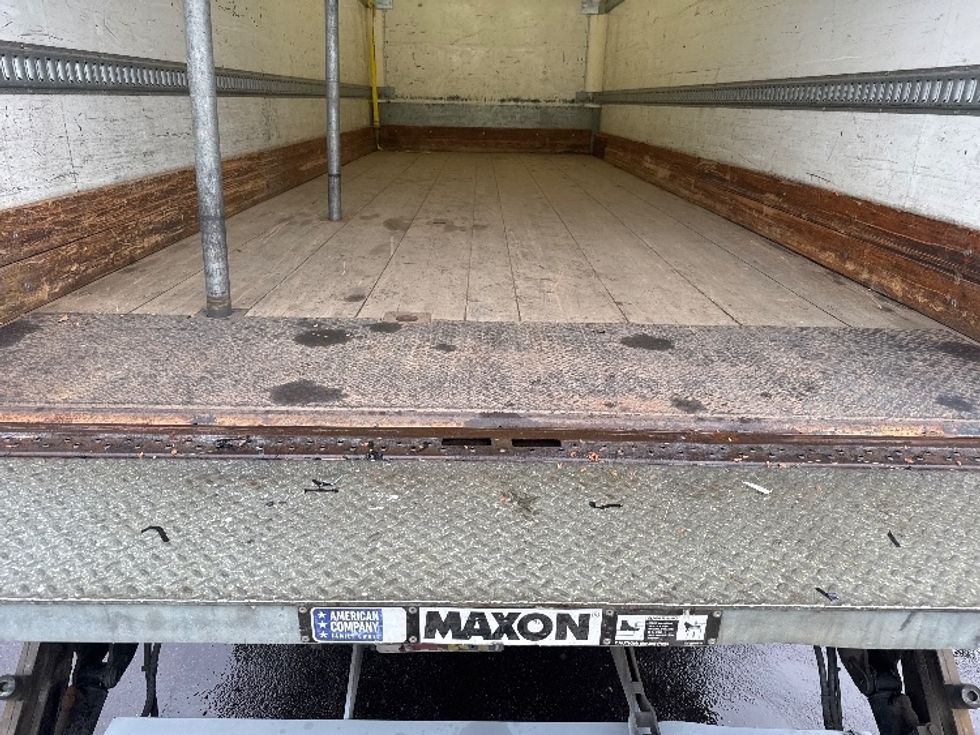 Medium Duty Box Truck-Light and Medium Duty Trucks-Freightliner-2019-M2-Capitol Heights-MD-128,242\n\t\tmiles-$ 58,000 - Image 10