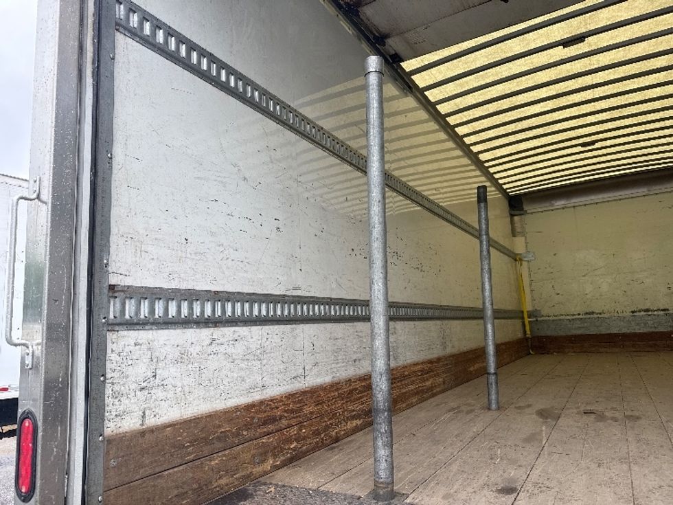 Medium Duty Box Truck-Light and Medium Duty Trucks-Freightliner-2019-M2-Capitol Heights-MD-128,242\n\t\tmiles-$ 58,000 - Image 11