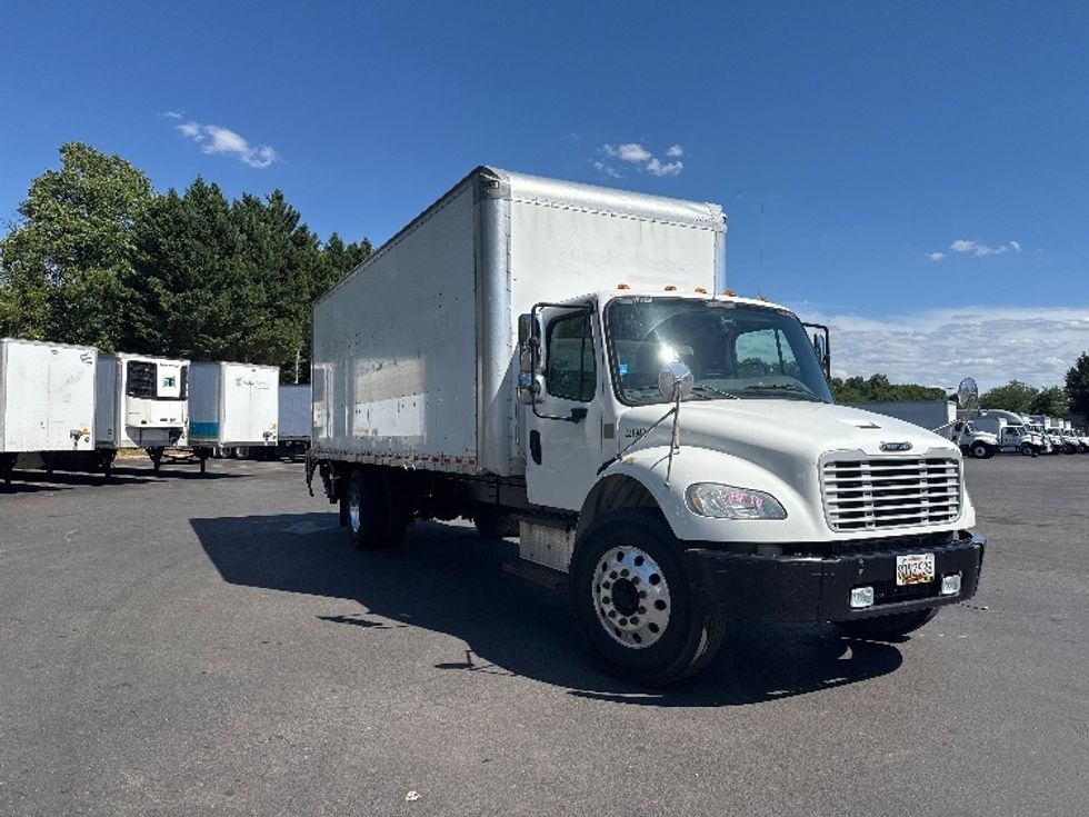 Medium Duty Box Truck-Light and Medium Duty Trucks-Freightliner-2019-M2-Capitol Heights-MD-132,733\n\t\tmiles-$ 55,750 - Image 1