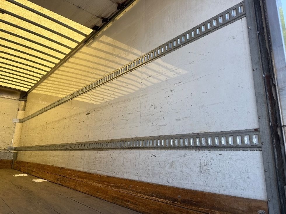 Medium Duty Box Truck-Light and Medium Duty Trucks-Freightliner-2019-M2-Capitol Heights-MD-132,733\n\t\tmiles-$ 55,750 - Image 12