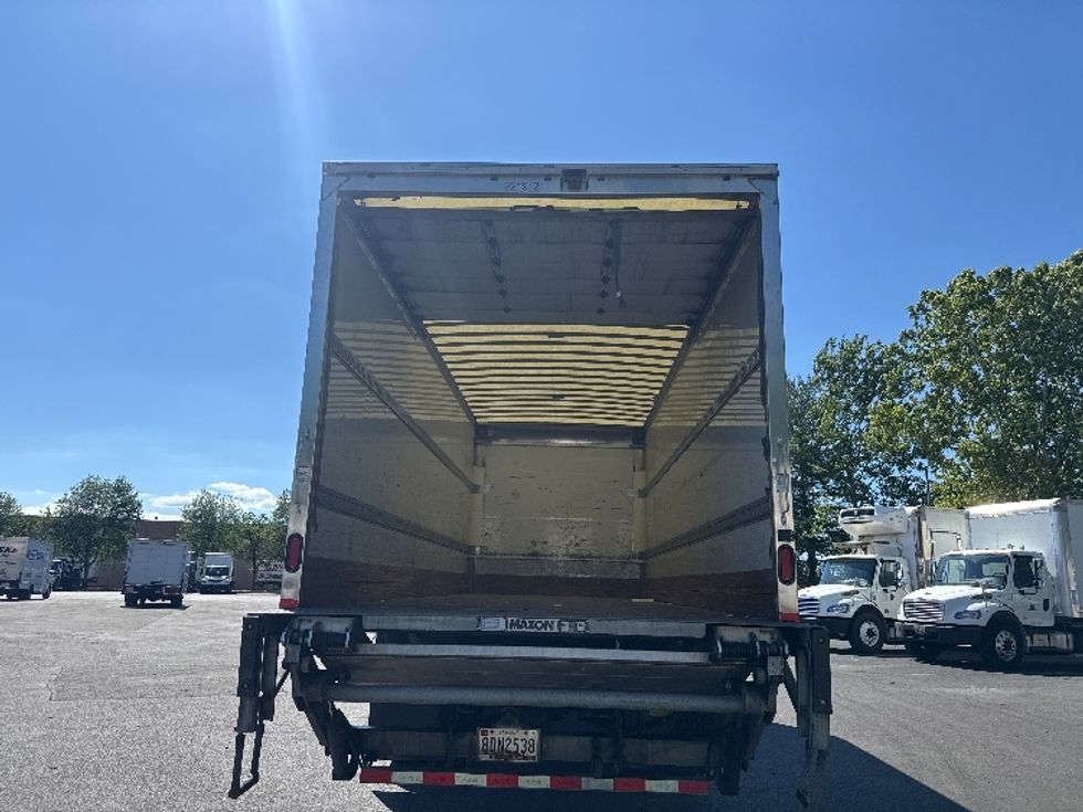 Medium Duty Box Truck-Light and Medium Duty Trucks-Freightliner-2019-M2-Capitol Heights-MD-132,733\n\t\tmiles-$ 55,750 - Image 8