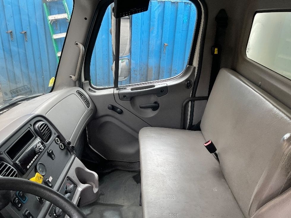 Medium Duty Box Truck-Light and Medium Duty Trucks-Freightliner-2019-M2-Capitol Heights-MD-144,022\n\t\tmiles-$ 55,250 - Image 18