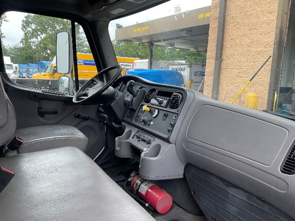 Medium Duty Box Truck-Light and Medium Duty Trucks-Freightliner-2019-M2-Capitol Heights-MD-144,022\n\t\tmiles-$ 55,250 - Image 21