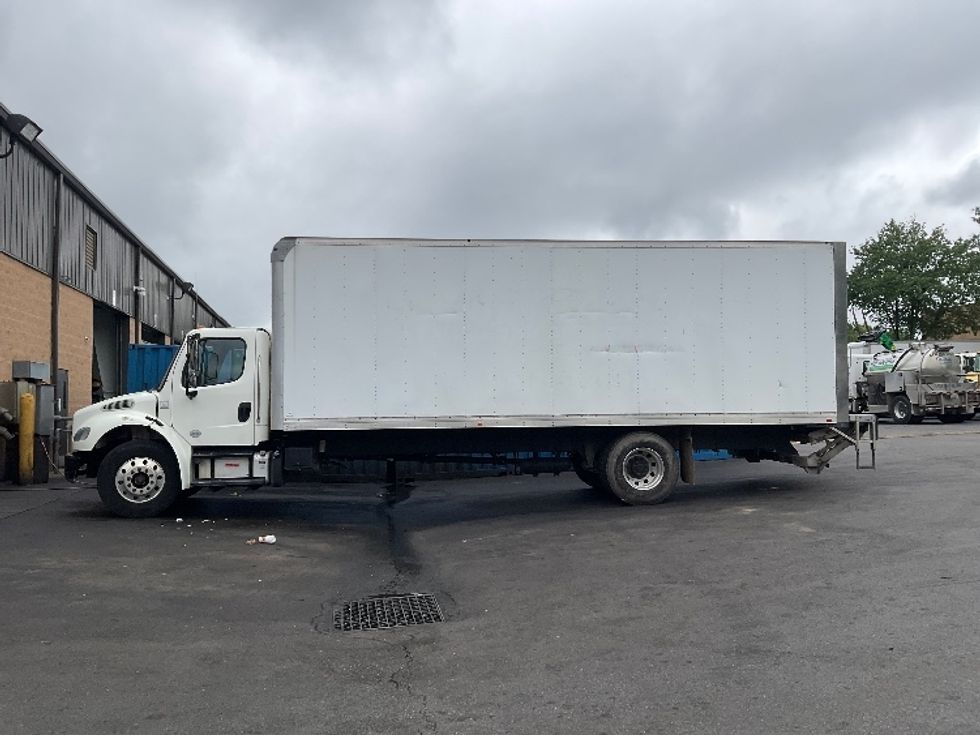 Medium Duty Box Truck-Light and Medium Duty Trucks-Freightliner-2019-M2-Capitol Heights-MD-144,022\n\t\tmiles-$ 55,250 - Image 4