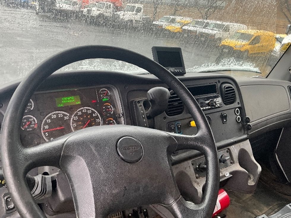 Medium Duty Box Truck-Light and Medium Duty Trucks-Freightliner-2019-M2-Capitol Heights-MD-144,396\n\t\tmiles-$ 53,500 - Image 18