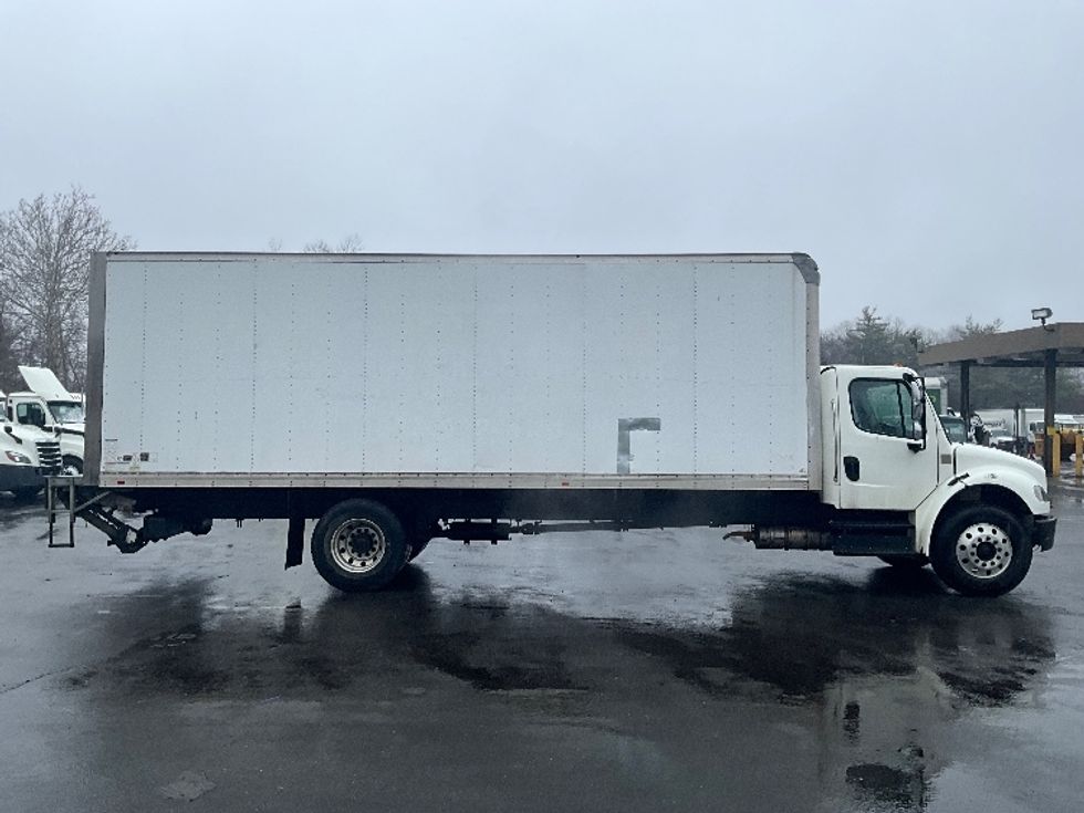 Medium Duty Box Truck-Light and Medium Duty Trucks-Freightliner-2019-M2-Capitol Heights-MD-144,396\n\t\tmiles-$ 53,500 - Image 15