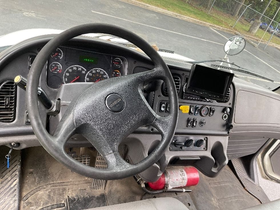 Medium Duty Box Truck-Light and Medium Duty Trucks-Freightliner-2019-M2-Capitol Heights-MD-163,629\n\t\tmiles-$ 48,500 - Image 18